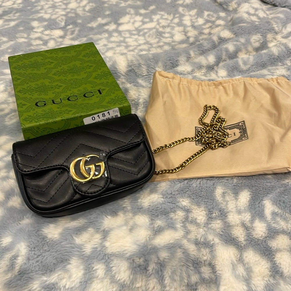 Gorgeous extra small GG crossbody bag in black